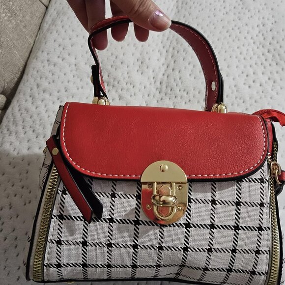 Neiman Marcus Plaid Twist Lock Red Bear Purse - Picture 1 of 4